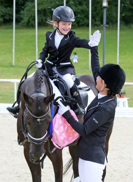 Premiere Landesmeisterschaften Führzügel: Große Bühne für die jüngsten Reiter